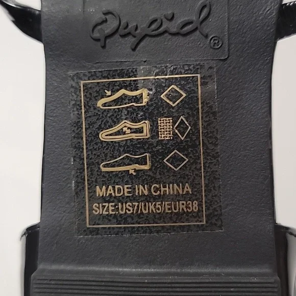 Qupid Black Strappy Sandals Size 7 Like New - Picture 9 of 9